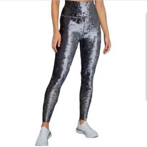 Beyond Yoga Women's Crushed Velvet Sparkle Legging SZ X-Small Silver Athleisure